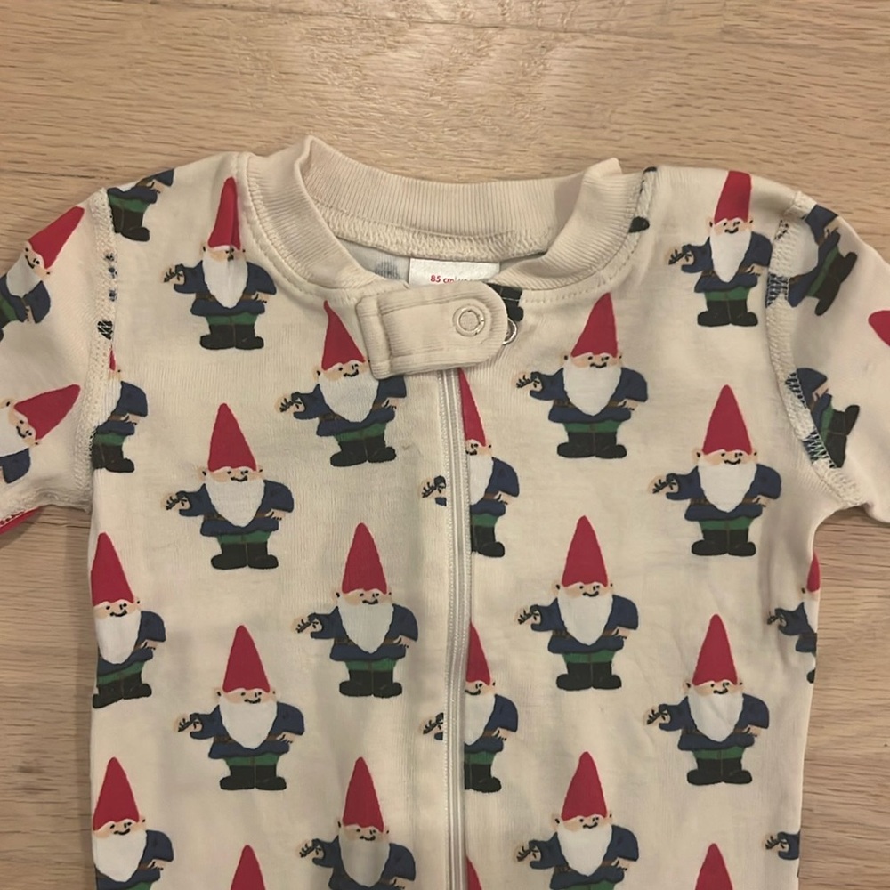 Hanna Anderson Christmas Gnomes, size 2T